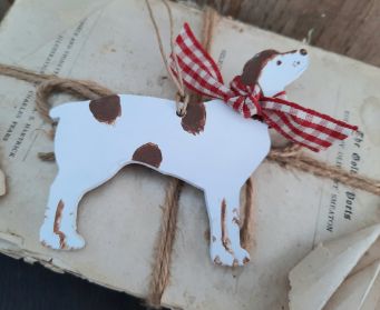 Hand Painted Wooden Hanging Spaniel