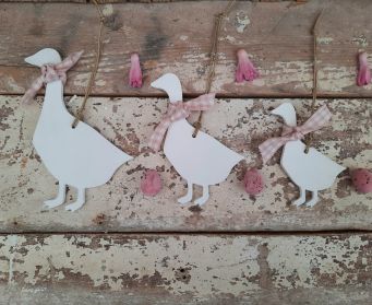 Handpainted Hanging Wooden Goose Decoration
