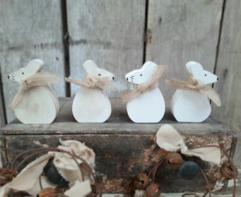 Painted Wooden Mouse Decoration 