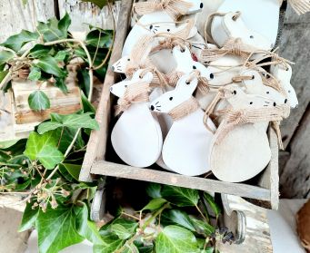 Hanging Painted Wooden Mouse Decoration 