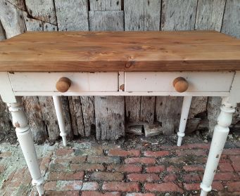 Chippy Paint Farmhouse Table