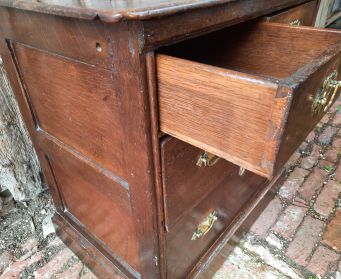 Chest Of Drawers With Brass Handles