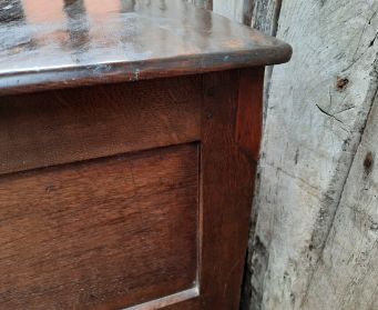 Chest Of Drawers With Brass Handles