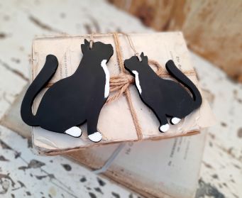 Hand Painted Hanging Wooden Cat Decoration