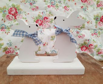 Parent And Child Handpainted Wooden Bunny Decoration