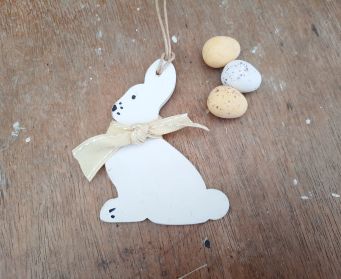 White Wooden Bunny Tail Bundle With Bow