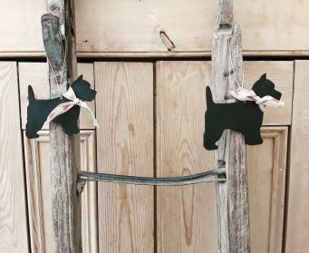 Hanging Wooden Scottie Dog Decoration