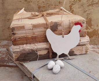 Painted Wooden Chicken Decoration Old White