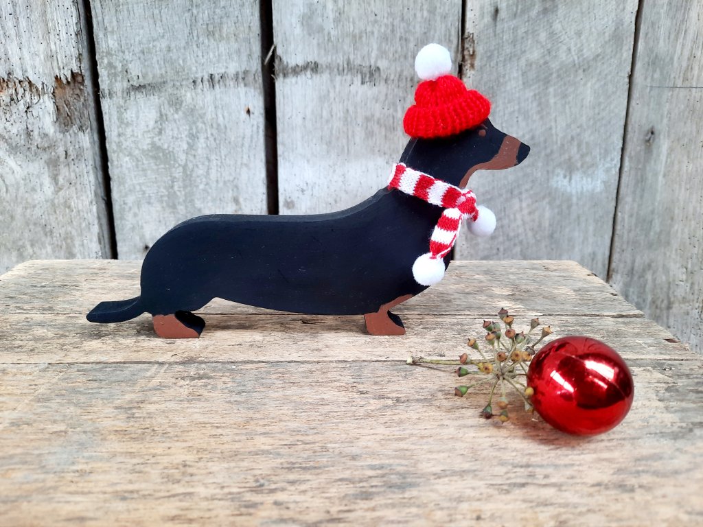 Painted Wooden Christmas Black & Tan Dachshund