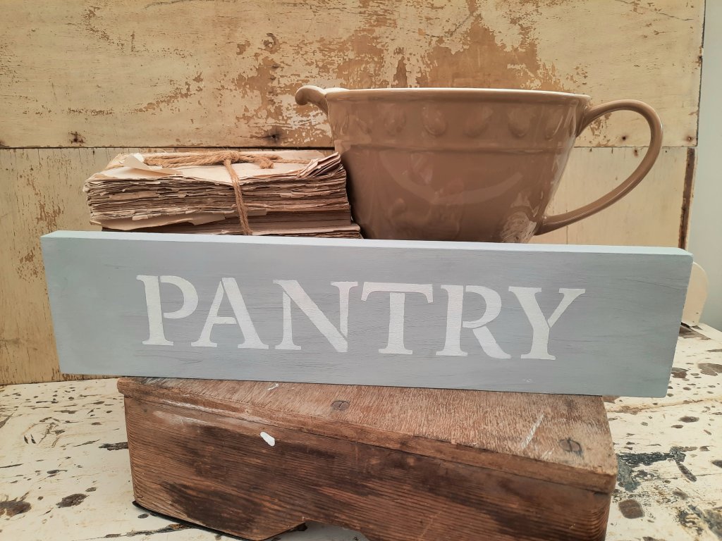Stencilled PANTRY Sign