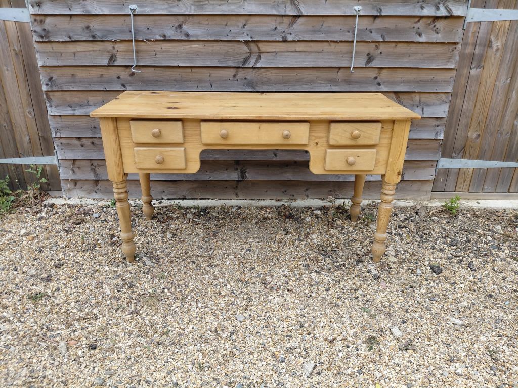 Pine Desk