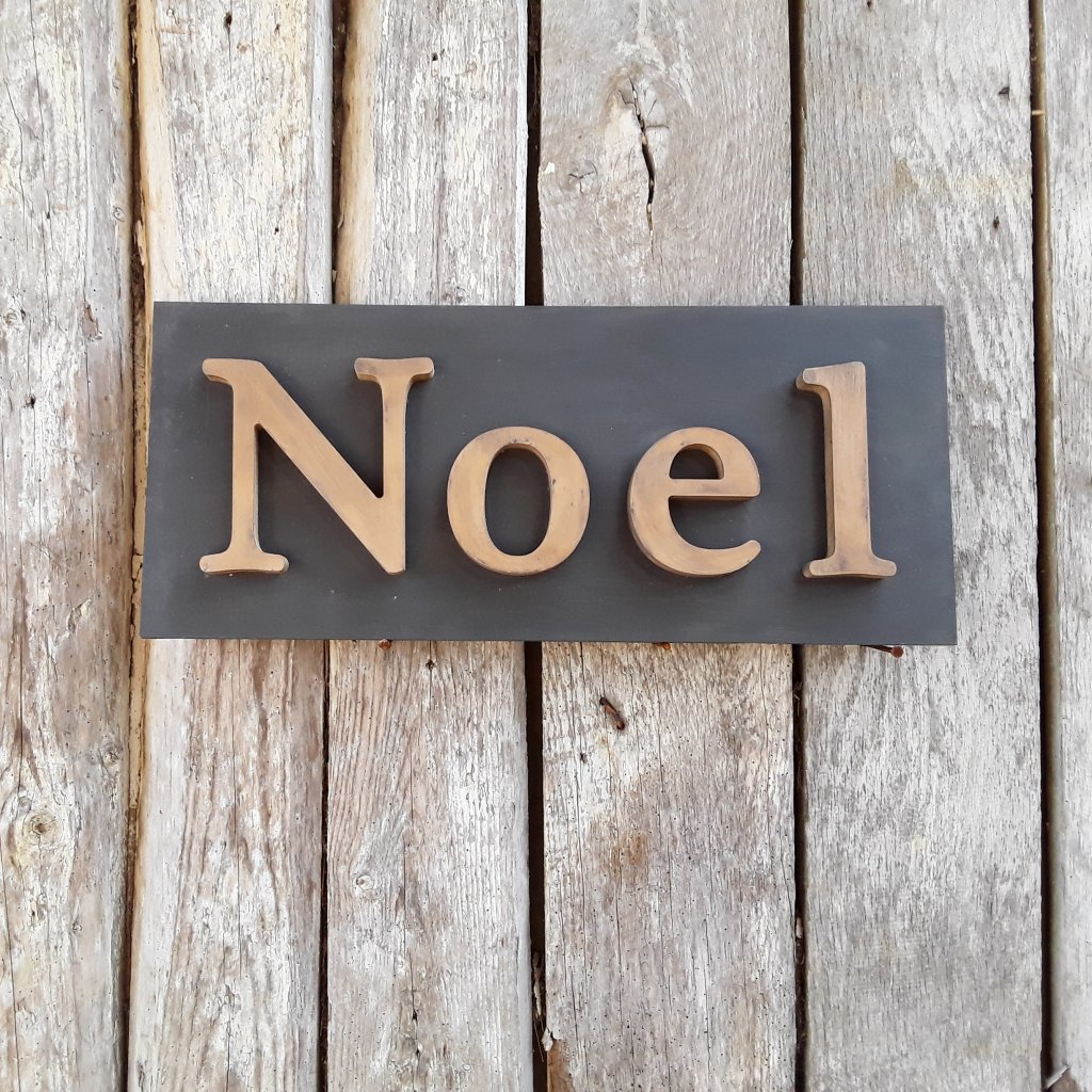 Handpainted Noel Sign